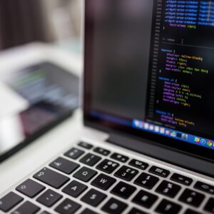 Bezpieczeństwo w sieci – jak chronić siebie i swoje dane