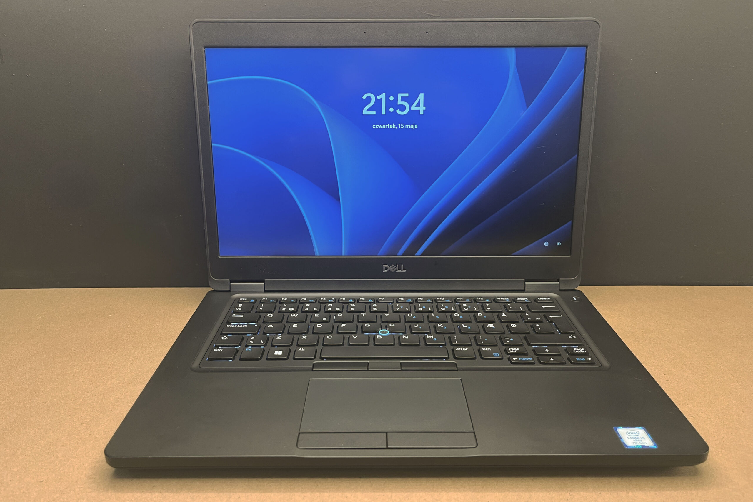 Laptop Dell Latitude 5490 14" i5-7300U / 16 GB / 256 GB / Windows 11 Pro - obrazek 9