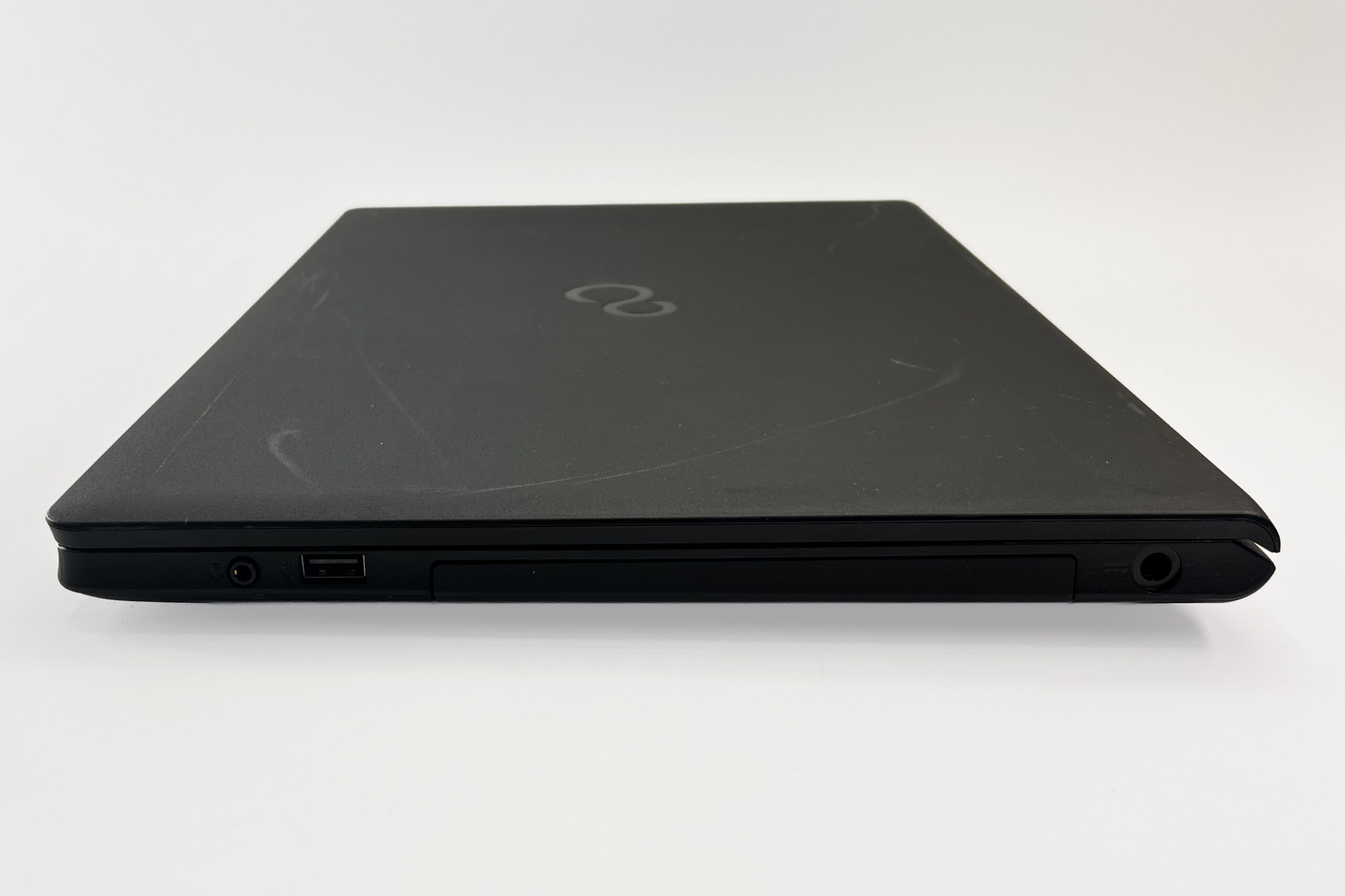Laptop Fujitsu LifeBook A557 15,6 " i5-7200U / 8GB / 256GB SSD / Win 11 Pro - obrazek 7