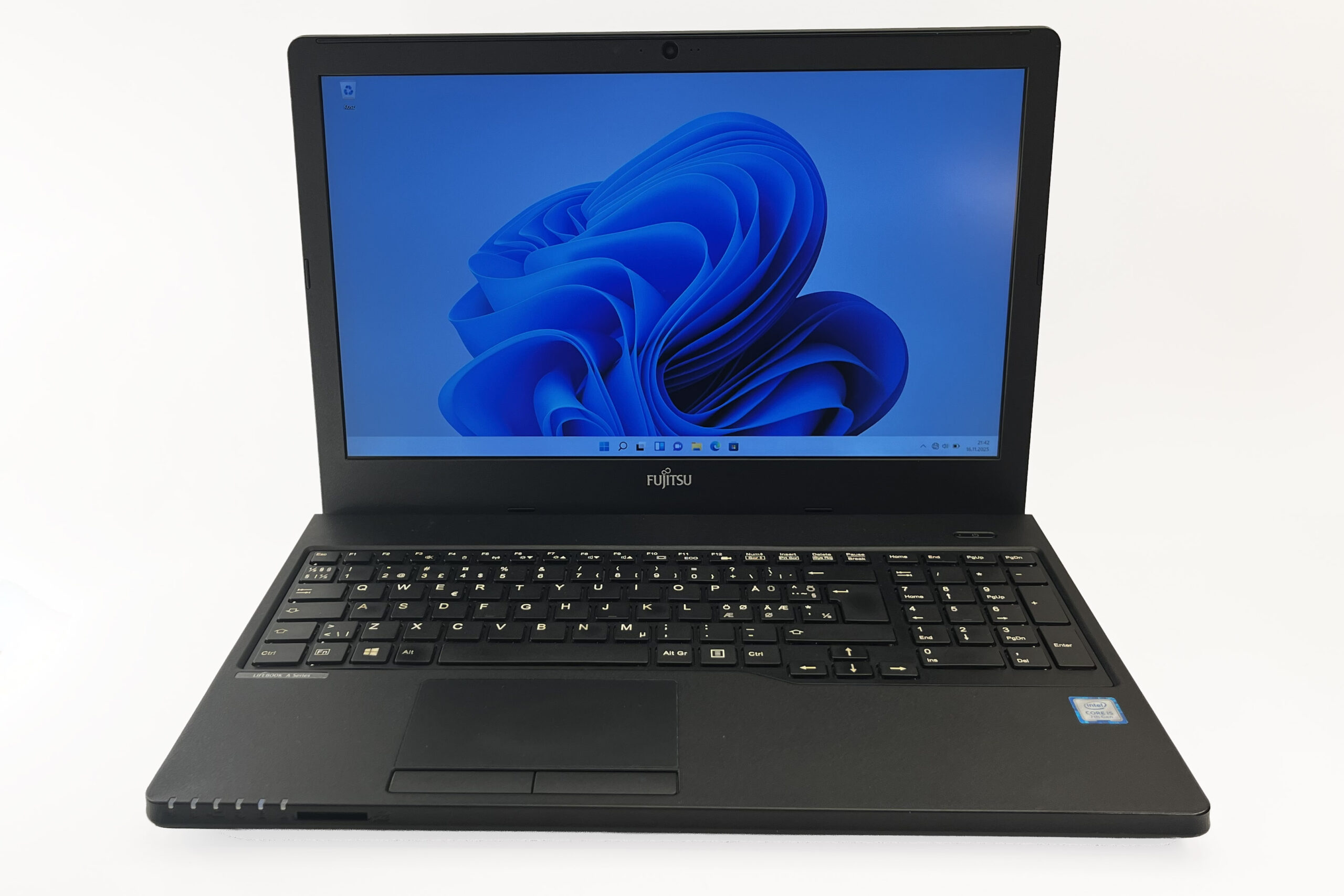 Laptop Fujitsu LifeBook A557 15,6 " i5-7200U / 8GB / 256GB SSD / Win 11 Pro - obrazek 8
